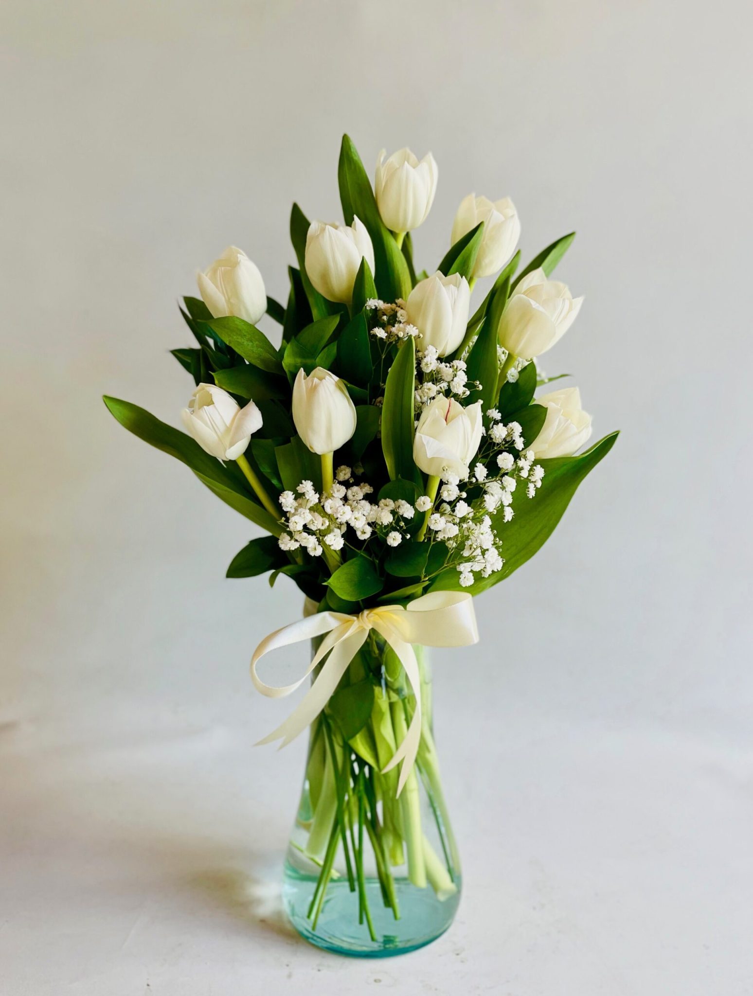 Arreglo de Tulipanes en Florero